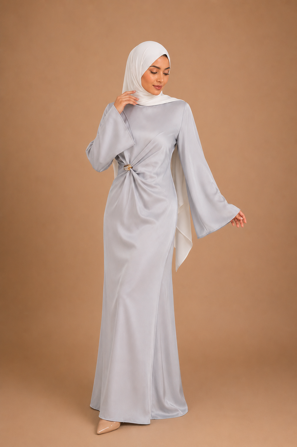 Robe satinée longue Salima Bleue Grise