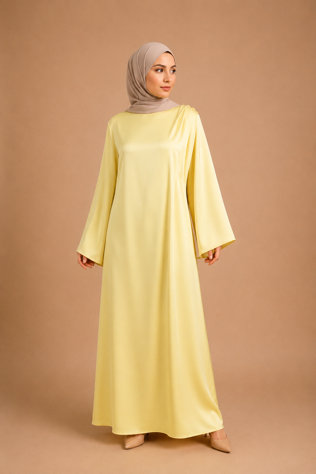 Robe satinée jaune Joumeira