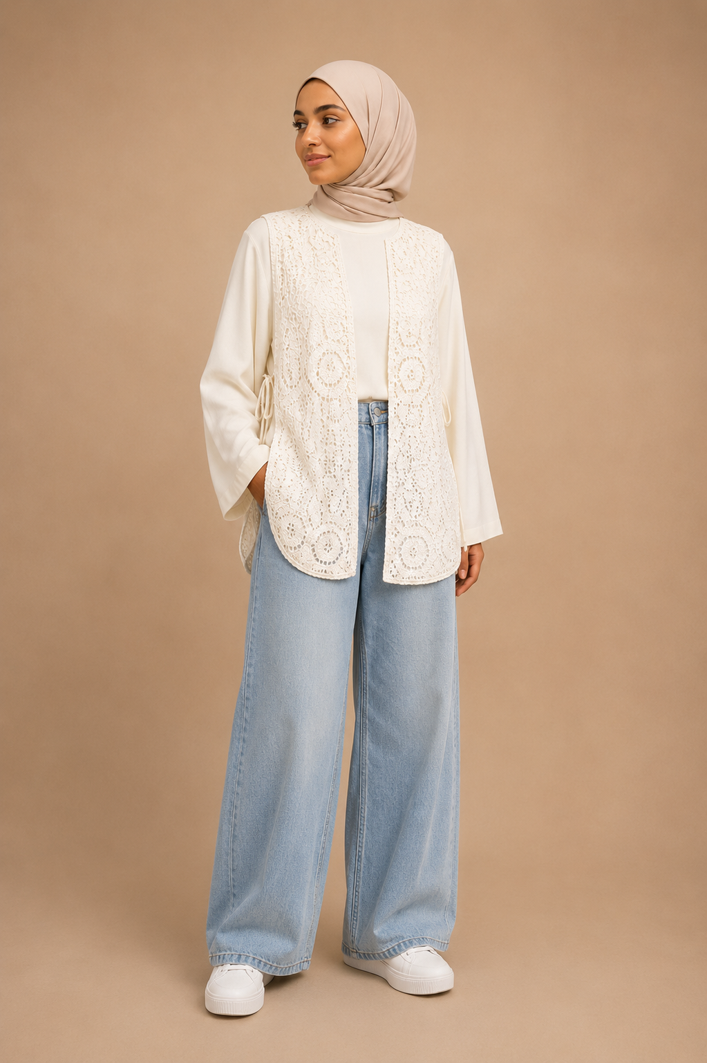 Gilet brodé sans manches Yara blanc