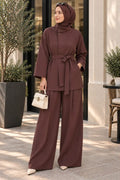 Ensemble bordeaux avec ceinture